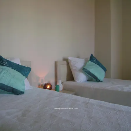 Hisar Sleeps 7 Pool Air Con Wifi Vilă *